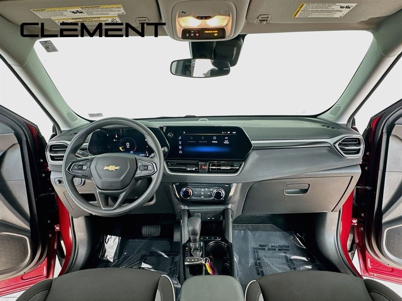 Chevrolet Trailblazer Vehicle Image 12