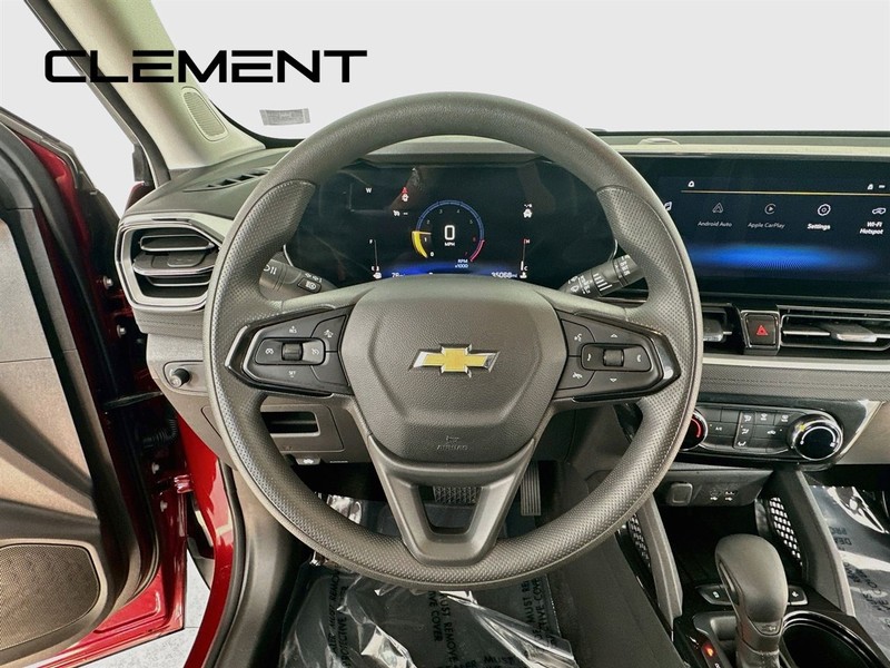 Chevrolet Trailblazer Vehicle Image 15