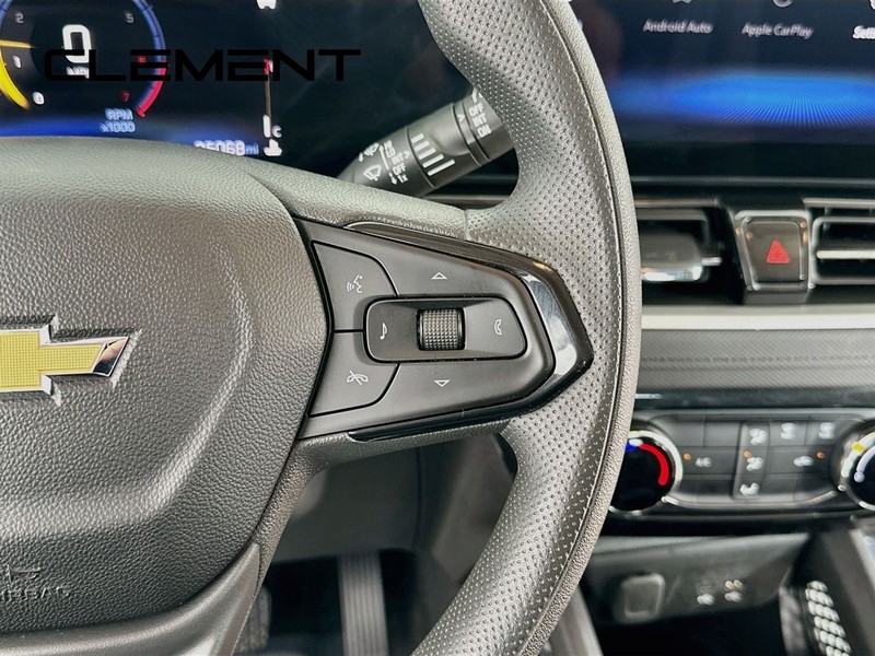 Chevrolet Trailblazer Vehicle Image 17