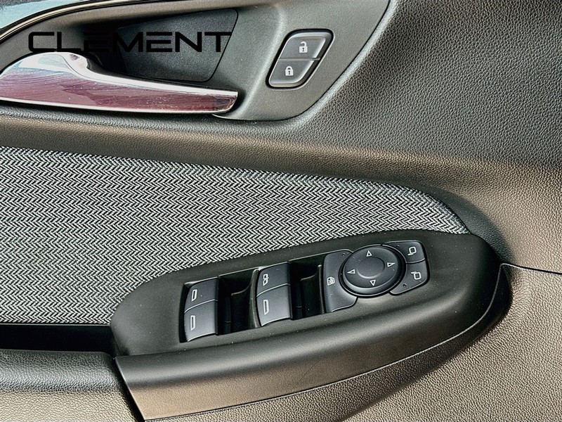 Chevrolet Trailblazer Vehicle Image 24