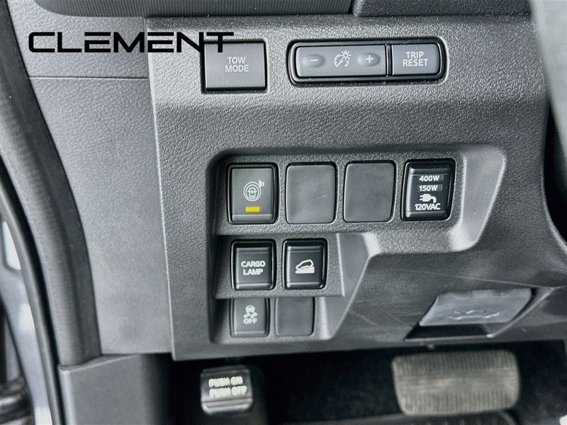 Nissan Frontier Vehicle Image 12