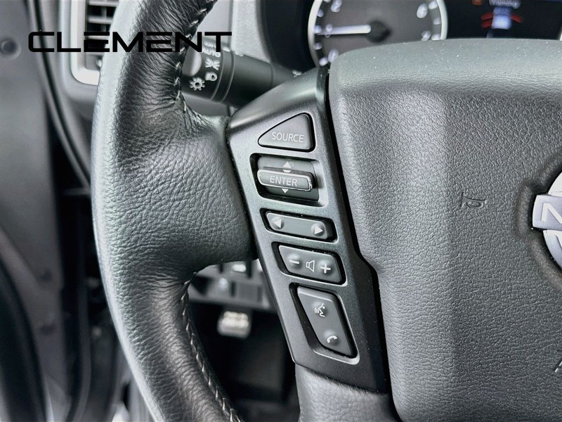 Nissan Frontier Vehicle Image 15