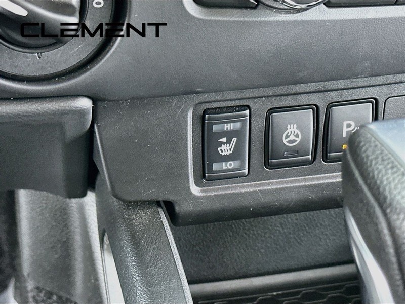 Nissan Frontier Vehicle Image 22