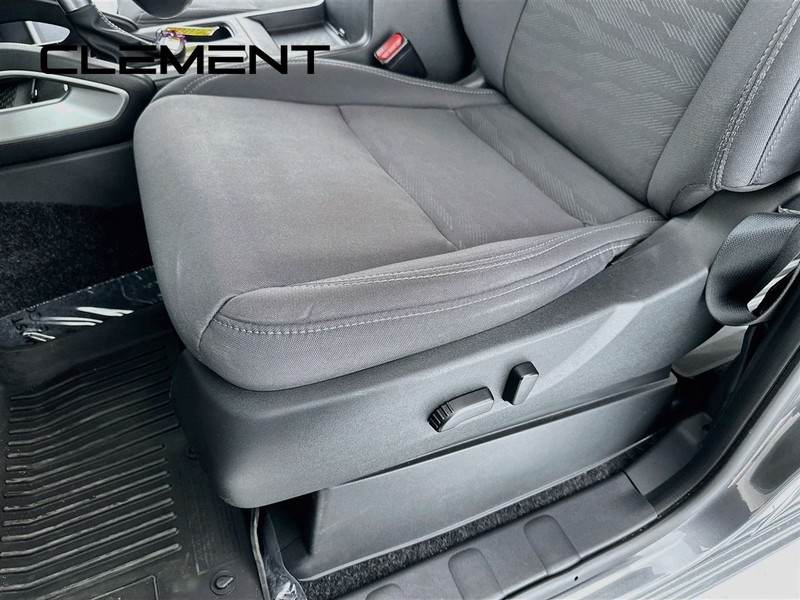 Nissan Frontier Vehicle Image 28