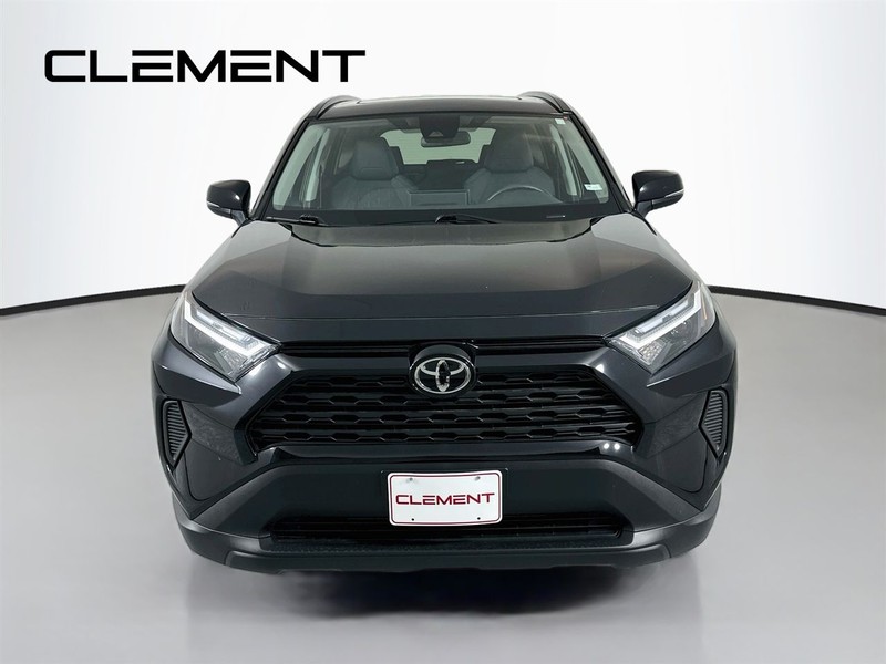 Toyota RAV4 Vehicle Image 03
