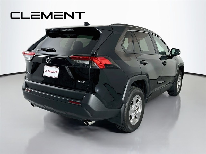 Toyota RAV4 Vehicle Image 07