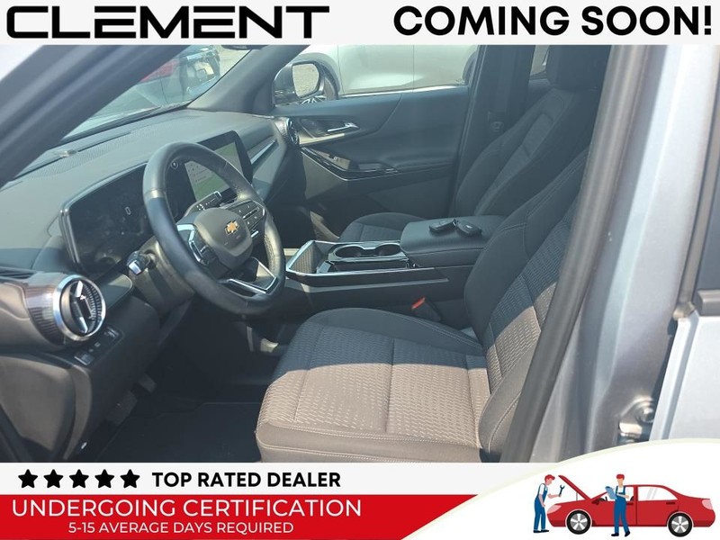 Chevrolet Equinox Vehicle Full-screen Gallery Image 03