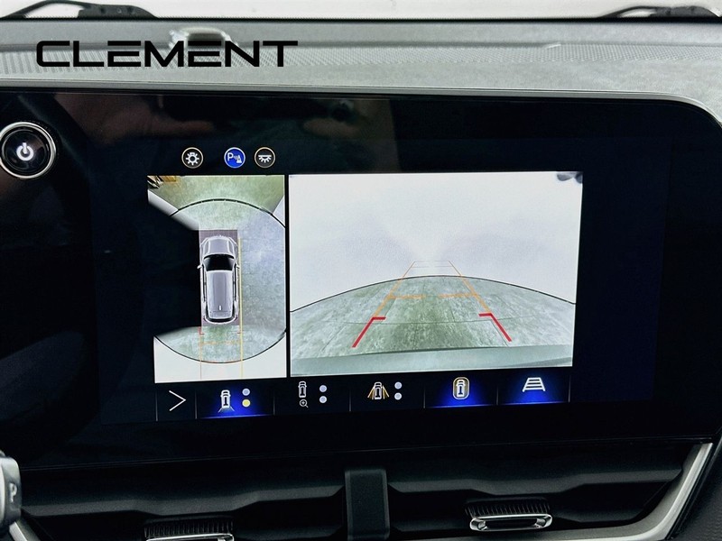 Chevrolet Equinox Vehicle Full-screen Gallery Image 20