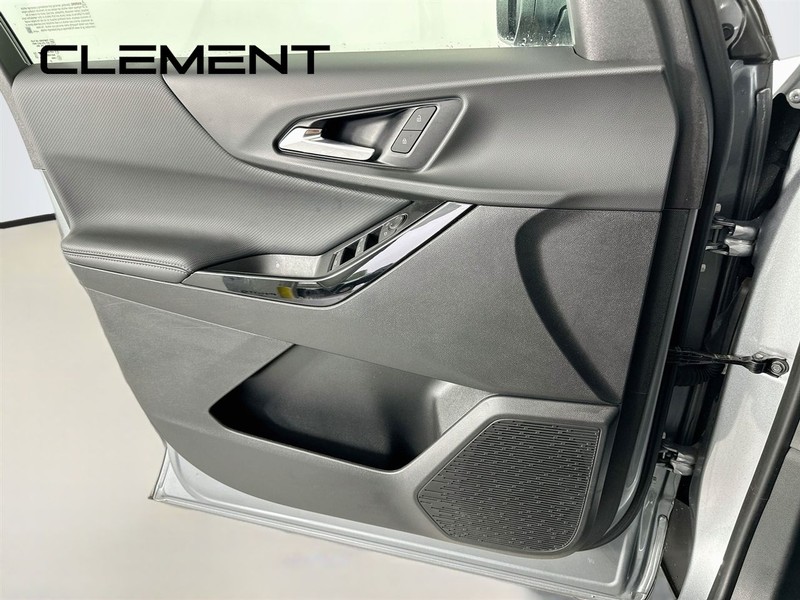 Chevrolet Equinox Vehicle Full-screen Gallery Image 27