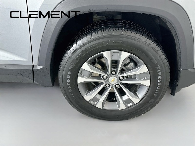 Chevrolet Equinox Vehicle Full-screen Gallery Image 35