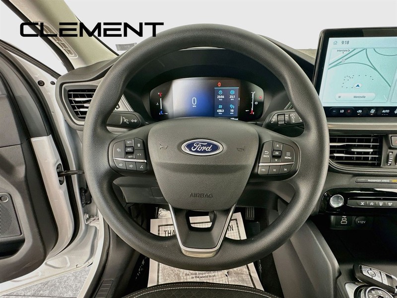 Ford Escape Vehicle Image 15