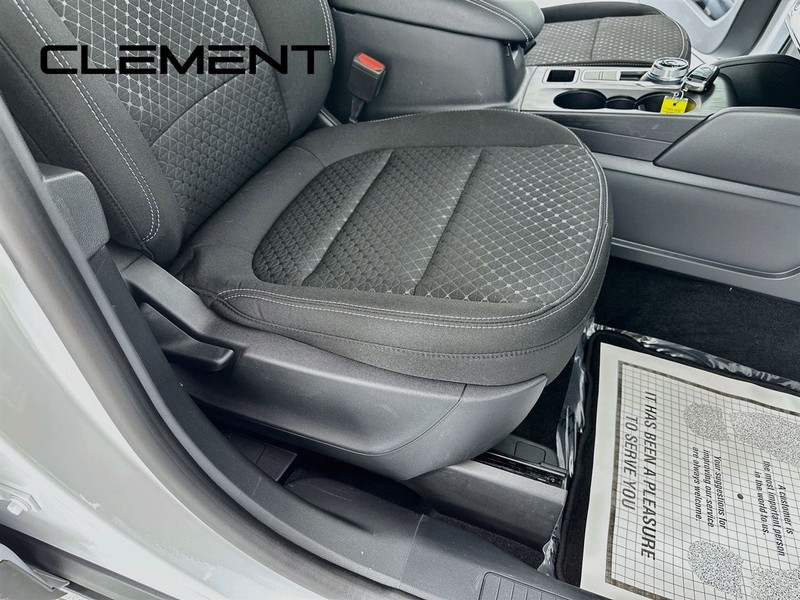 Ford Escape Vehicle Image 31