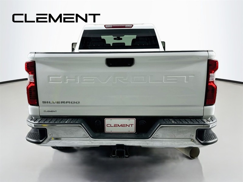 Chevrolet Silverado 2500HD Vehicle Image 08