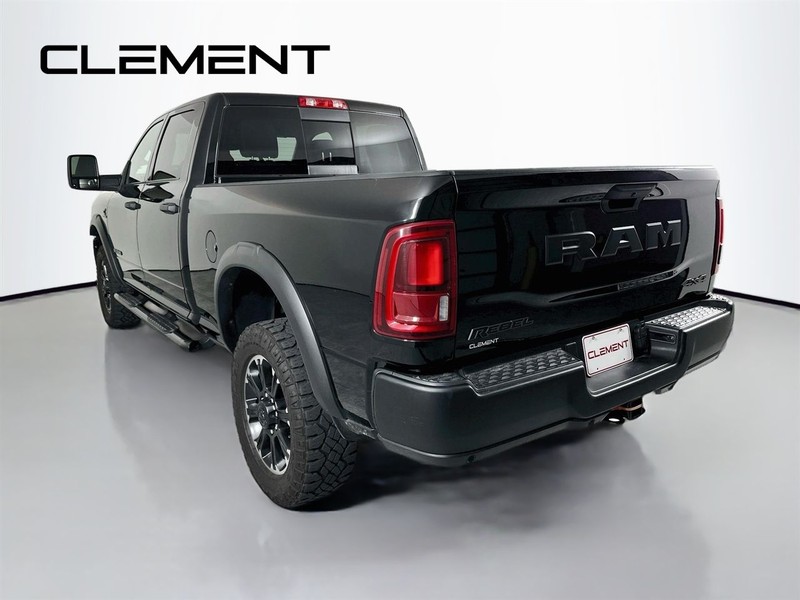 Ram 2500 Vehicle Image 10