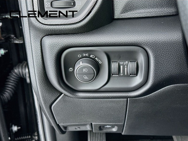 Ram 2500 Vehicle Image 14