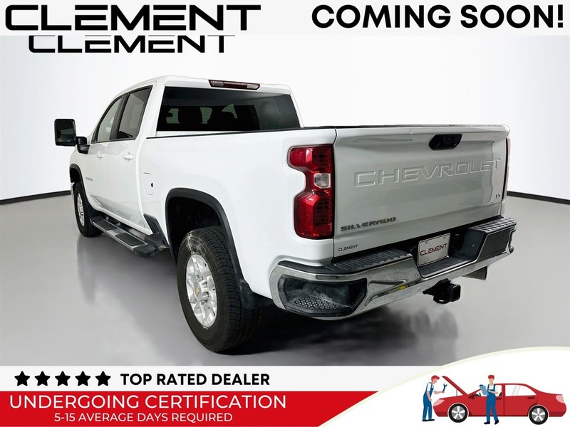Chevrolet Silverado 2500HD Vehicle Full-screen Gallery Image 10