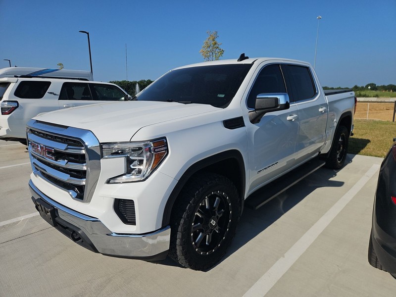 GMC Sierra 1500 Limited Vehicle Image 02