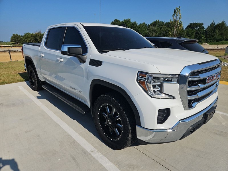 GMC Sierra 1500 Limited Vehicle Image 03
