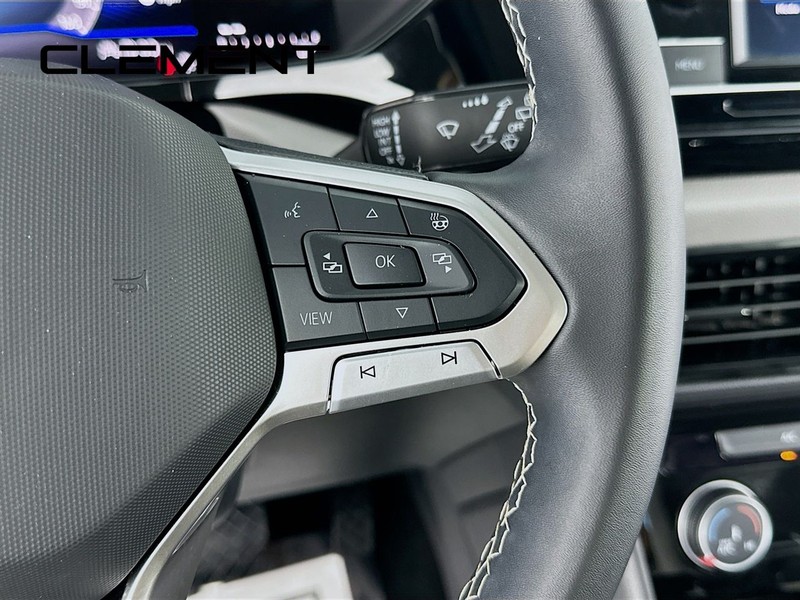 Volkswagen Taos Vehicle Image 14