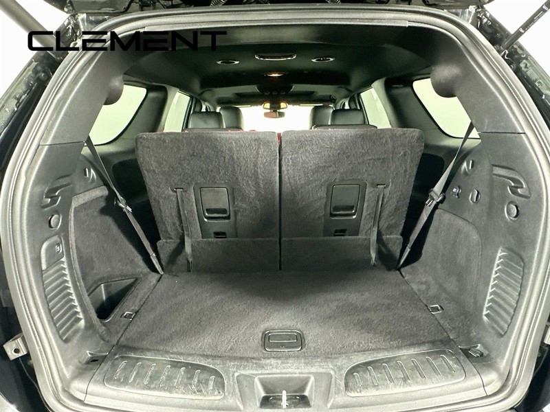 Dodge Durango Vehicle Full-screen Gallery Image 11