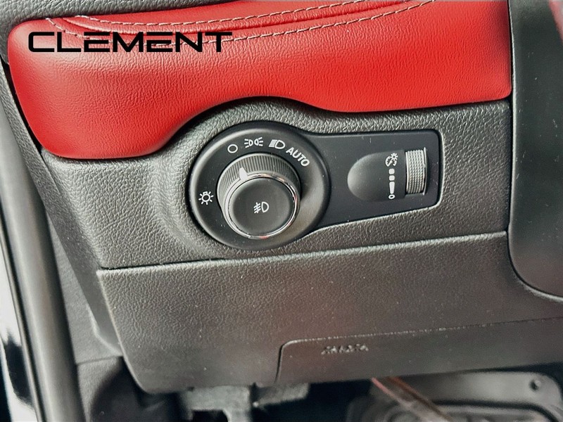 Dodge Durango Vehicle Full-screen Gallery Image 14