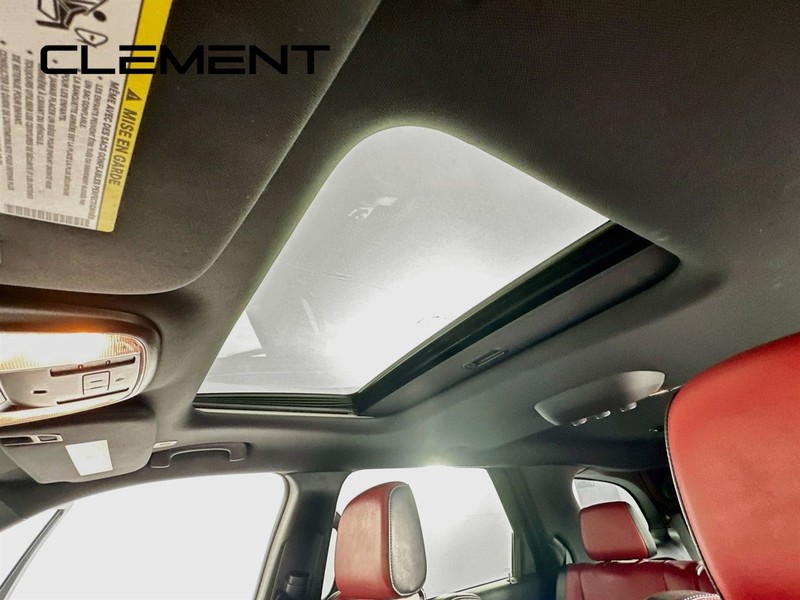 Dodge Durango Vehicle Full-screen Gallery Image 26