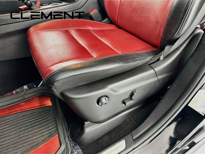 Dodge Durango Vehicle Full-screen Gallery Image 29