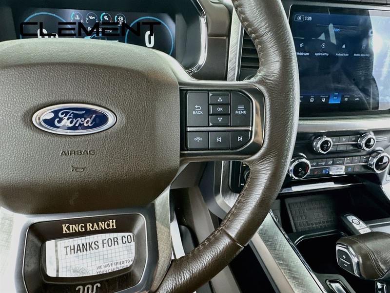 Ford F-150 Vehicle Full-screen Gallery Image 17