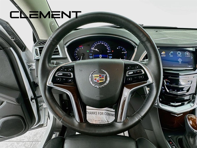 Cadillac SRX Vehicle Full-screen Gallery Image 15