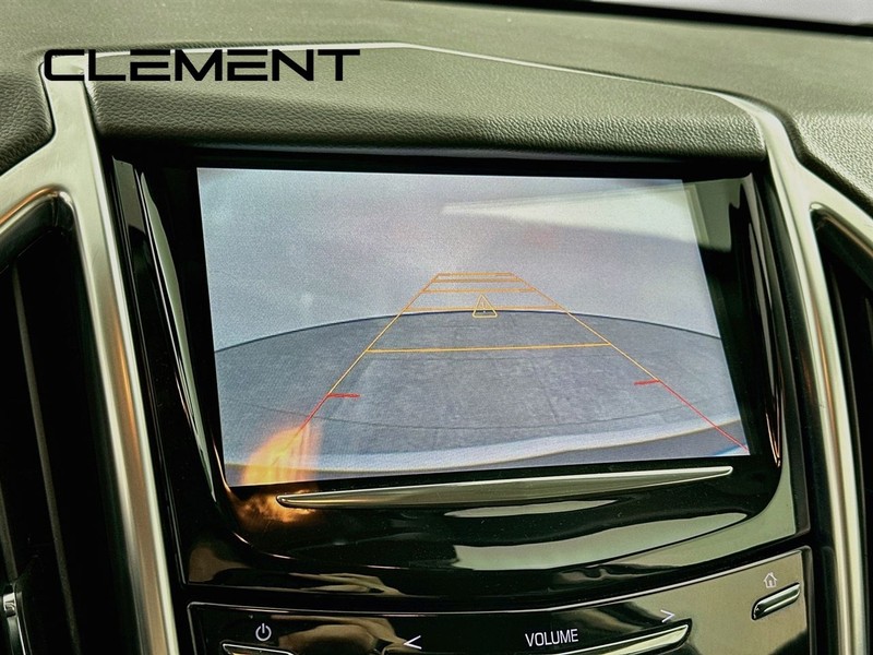 Cadillac SRX Vehicle Full-screen Gallery Image 20