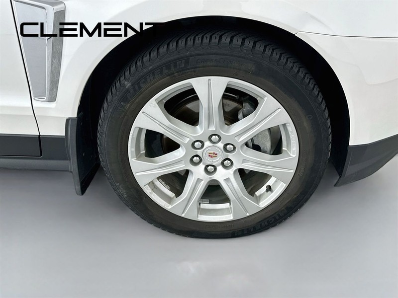 Cadillac SRX Vehicle Full-screen Gallery Image 38