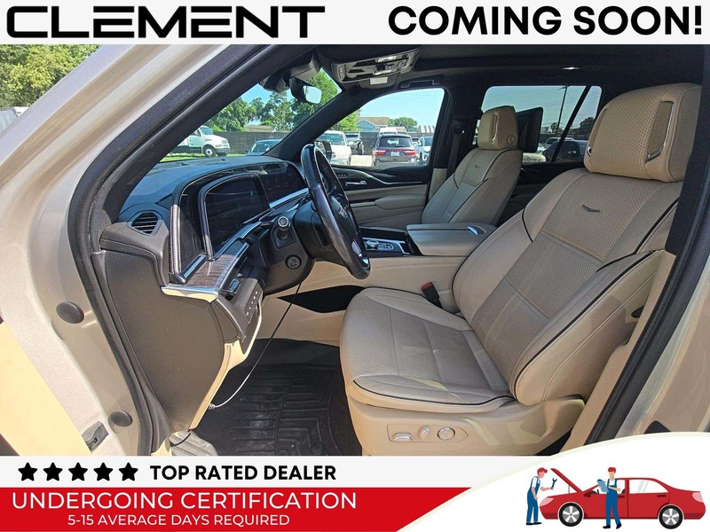 Cadillac Escalade Vehicle Image 03