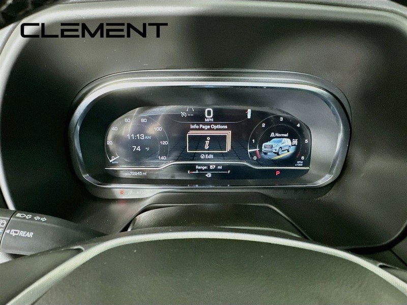 GMC Yukon XL Vehicle Full-screen Gallery Image 18
