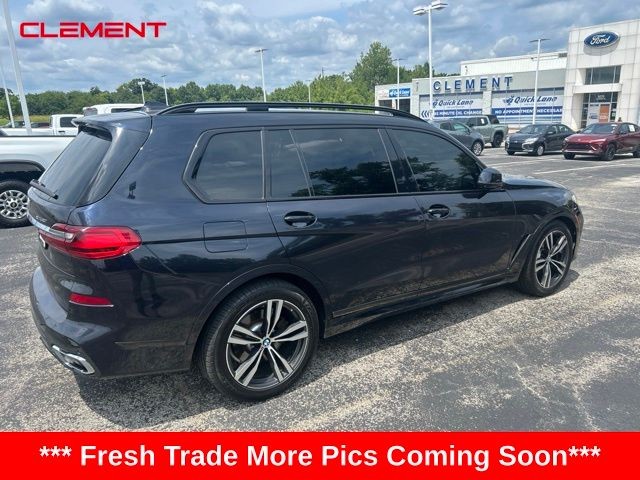 BMW X7 Vehicle Image 04