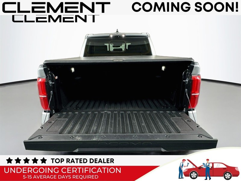 Toyota Tacoma 4WD Vehicle Image 11