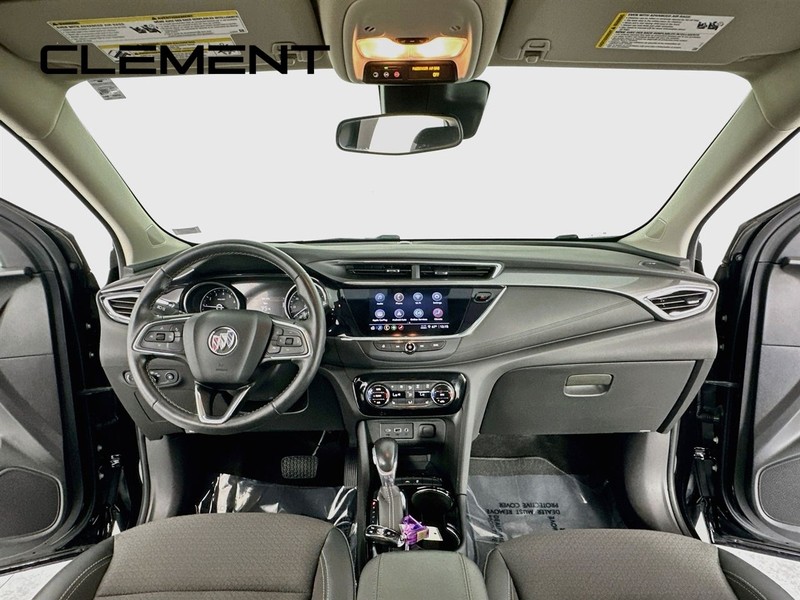Buick Encore GX Vehicle Full-screen Gallery Image 12