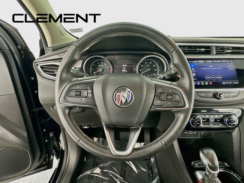 Buick Encore GX Vehicle Full-screen Gallery Image 15