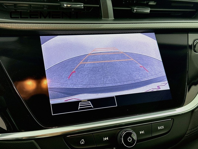 Buick Encore GX Vehicle Full-screen Gallery Image 20