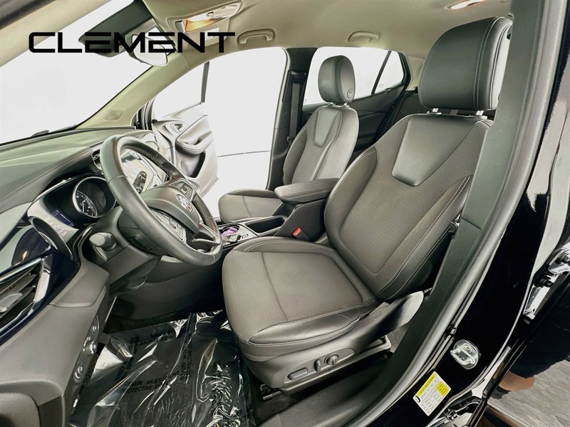 Buick Encore GX Vehicle Full-screen Gallery Image 29