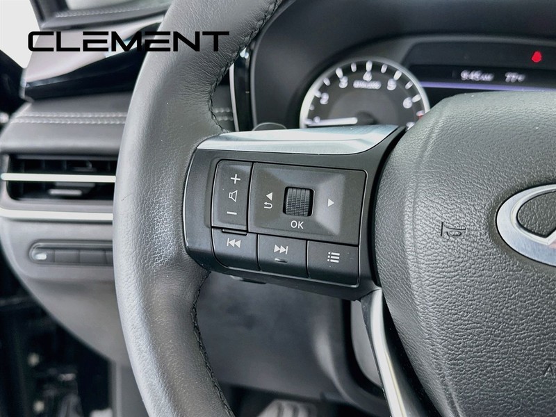 INFINITI QX60 Vehicle Image 16