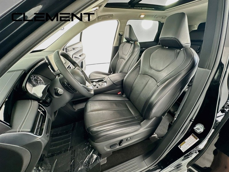 INFINITI QX60 Vehicle Image 30