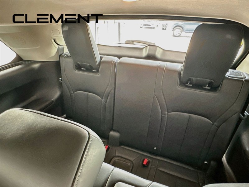 INFINITI QX60 Vehicle Image 33