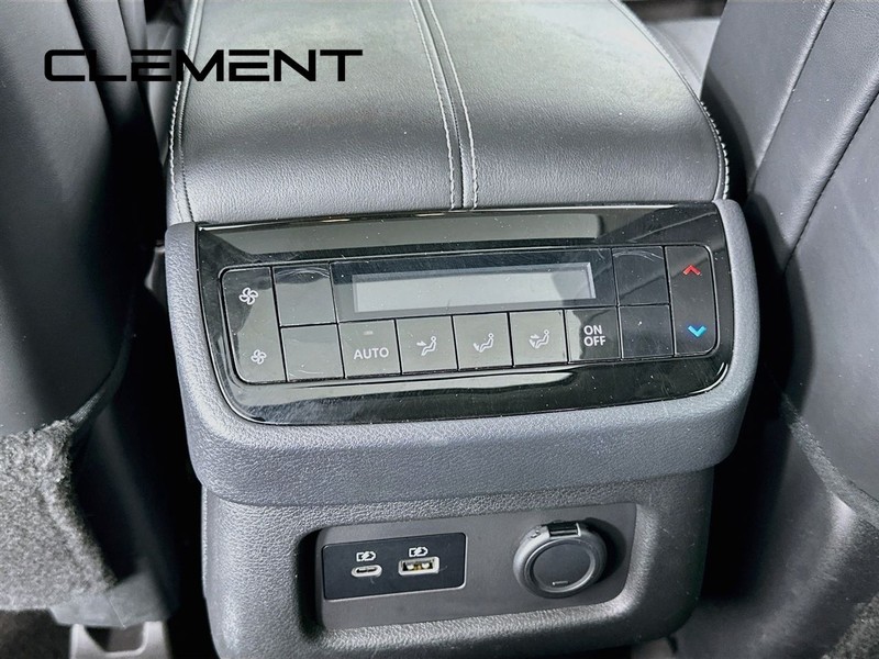 INFINITI QX60 Vehicle Image 34