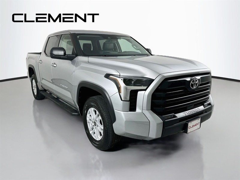 Toyota Tundra 4WD Vehicle Image 05