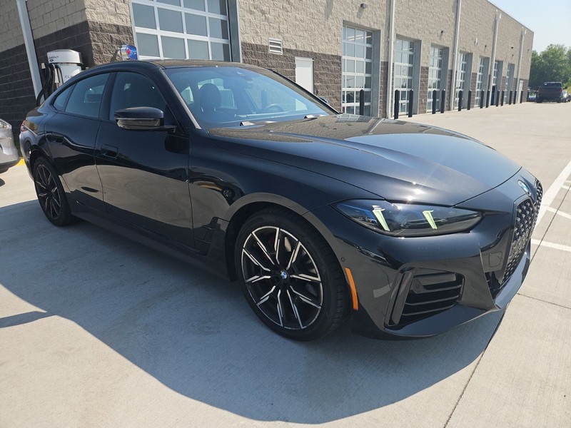 BMW 4 Series Vehicle Image 03