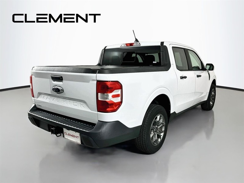 Ford Maverick Vehicle Full-screen Gallery Image 7