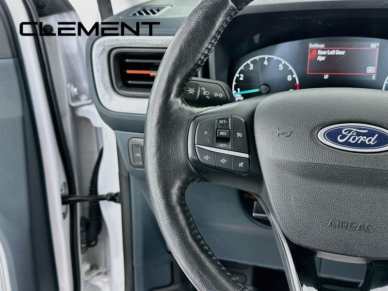 Ford Maverick Vehicle Full-screen Gallery Image 16