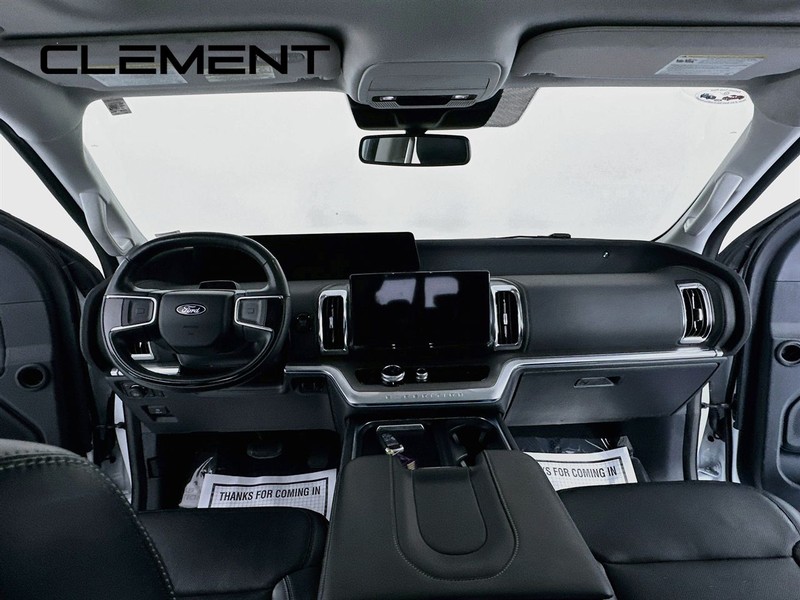 Ford Expedition Vehicle Image 12