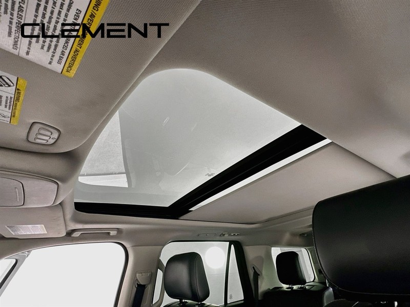 Ford Expedition Vehicle Image 26