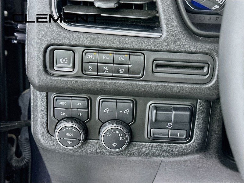 Chevrolet Tahoe Vehicle Image 14